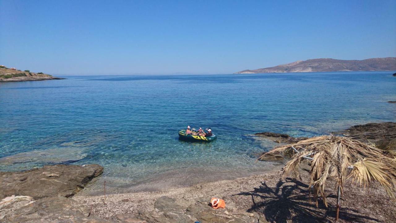 Villa Το Πετρινο Agia Marina Mikrolimanou Esterno foto