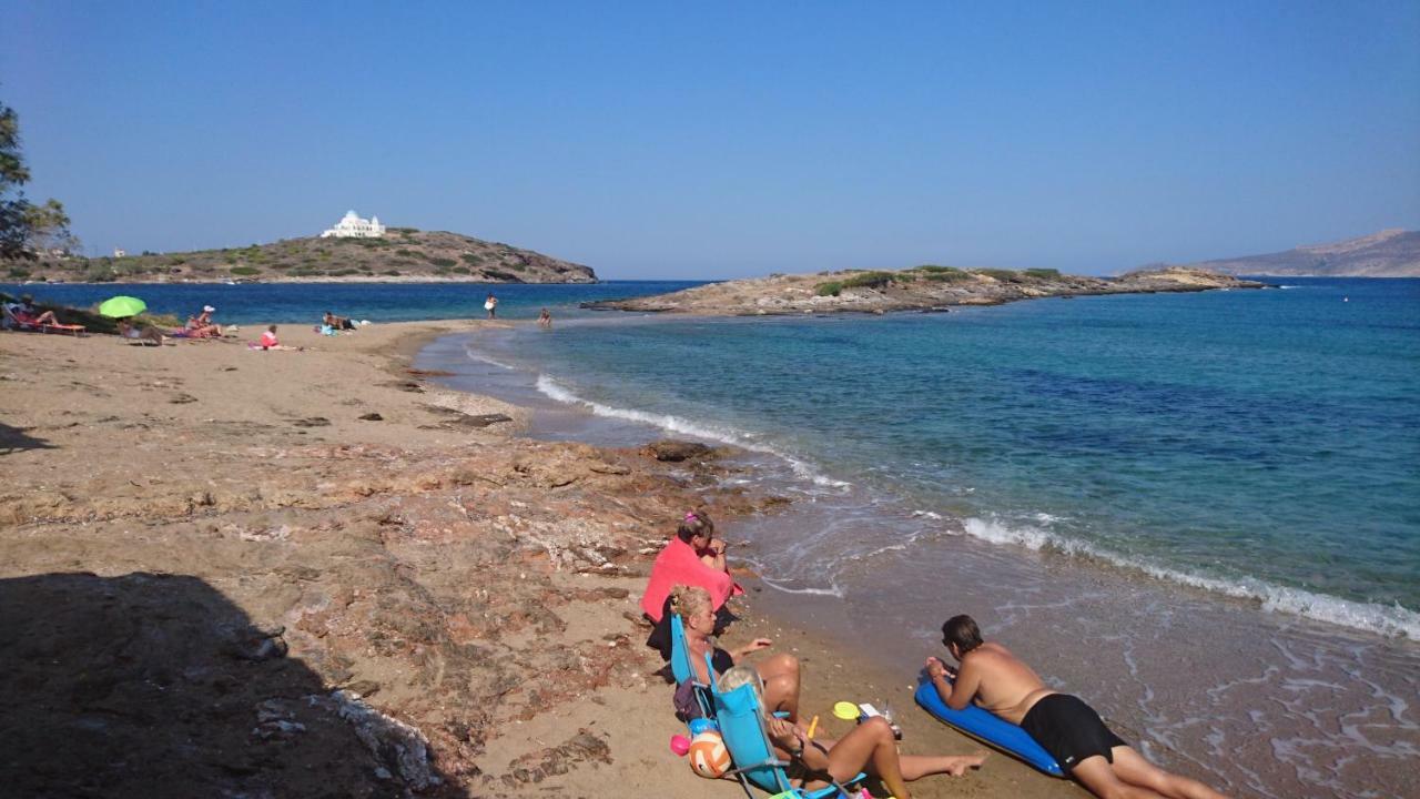 Villa Το Πετρινο Agia Marina Mikrolimanou Esterno foto